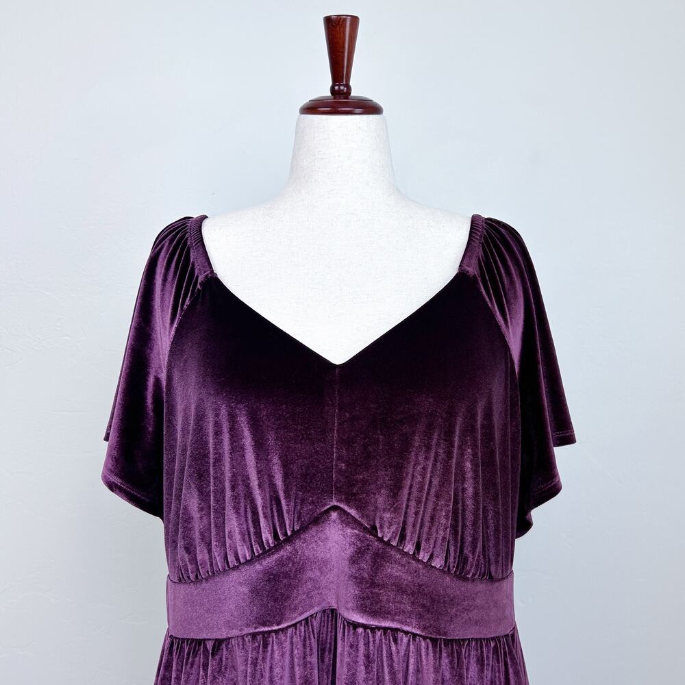 Torrid Winetasting Velvet Stretchy V-Neck Flutter Sleeve Surplice Maxi Dress 3X - Picture 3 of 13